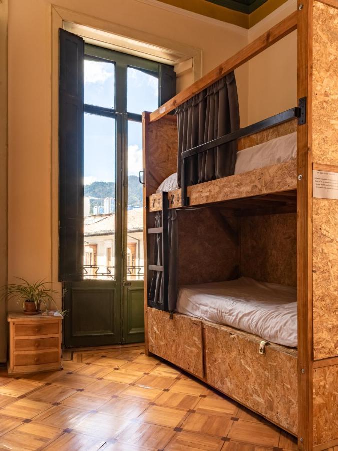 Hostal R10 Bogotá Eksteriør bilde