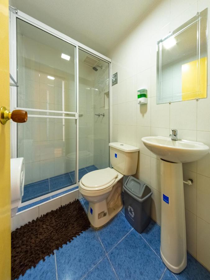 Hostal R10 Bogotá Eksteriør bilde