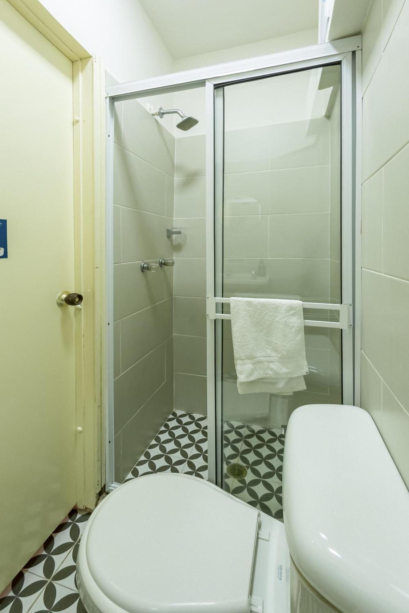 Hostal R10 Bogotá Eksteriør bilde