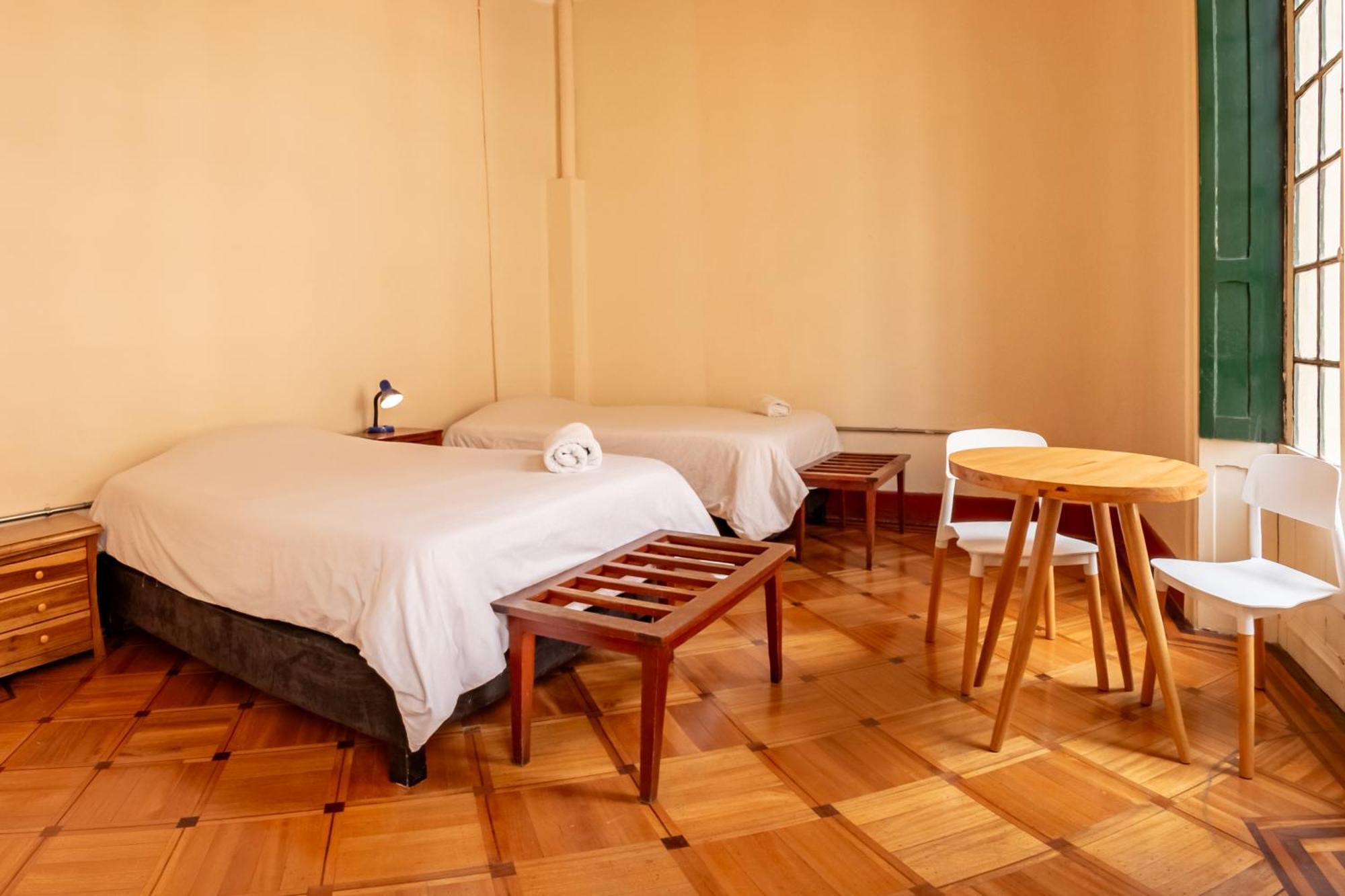 Hostal R10 Bogotá Eksteriør bilde